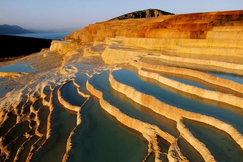 Badab-e Surt