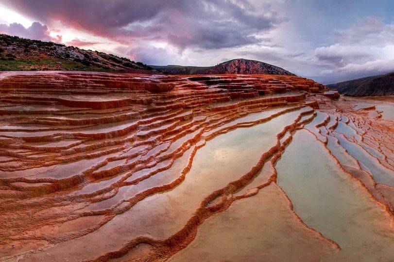 Badab-e Surt